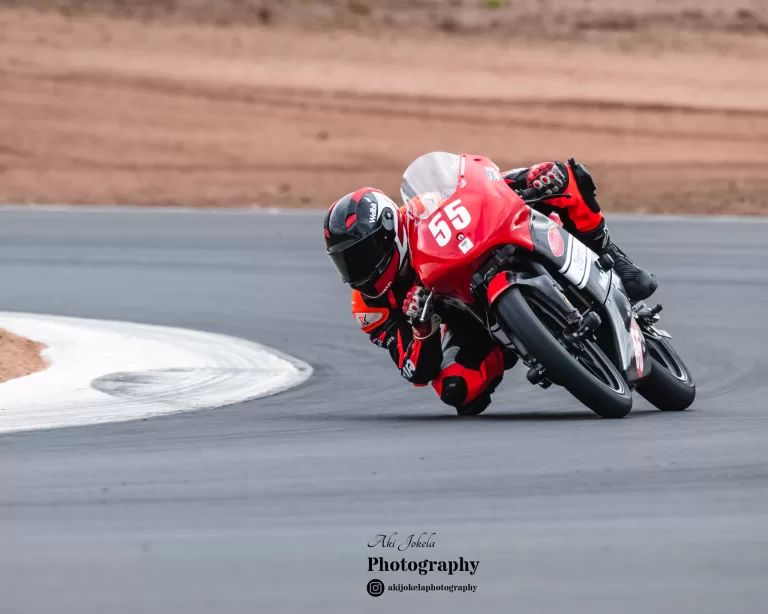 Moto 5 Alastaron moottoriradalla.